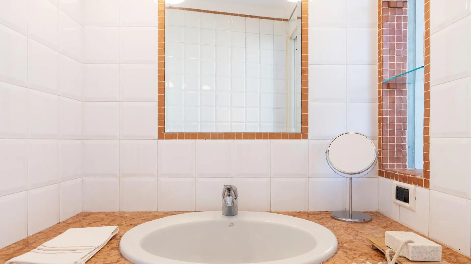 Sardegna Flexyrent Apt Aircon Milánó 0*,  Olaszország